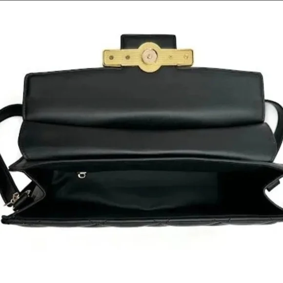 NWT Valentino Orlandi Black Quilted Satchel Top Handle Bag Gold V Logo Clasp - Picture 4 of 11